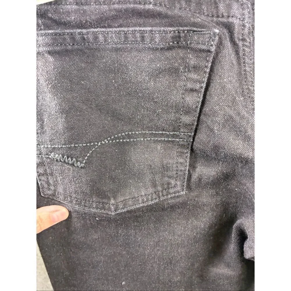 BDG Urban Outfitters NWT Teo Relaxed Flare in Black Size 27